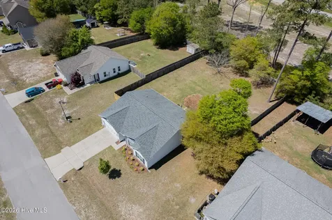 410 Peppermint Drive Hubert NC 28539