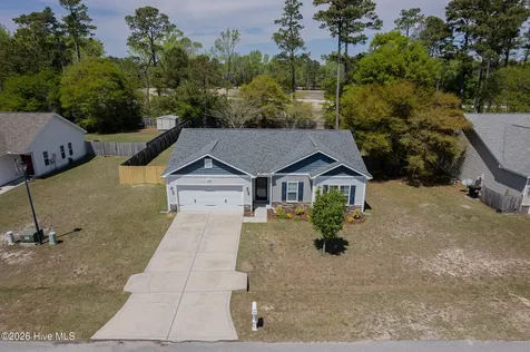 410 Peppermint Drive Hubert NC 28539