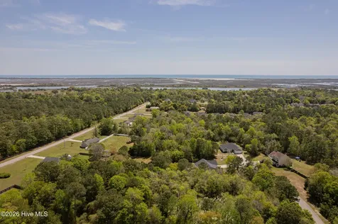 410 Peppermint Drive Hubert NC 28539