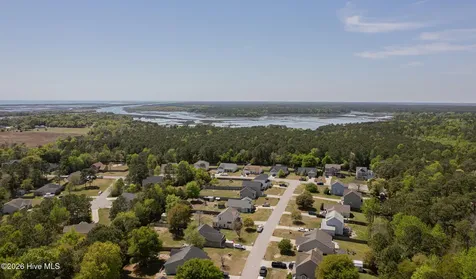 410 Peppermint Drive Hubert NC 28539