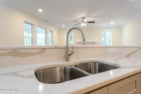 111 Chatooga Court E Hertford NC 27944