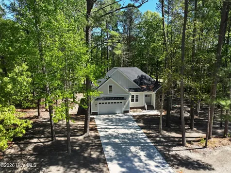 111 Chatooga Court E Hertford NC 27944