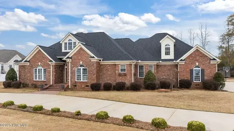 1427 Canter Way Ayden NC 28513