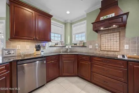 1427 Canter Way Ayden NC 28513