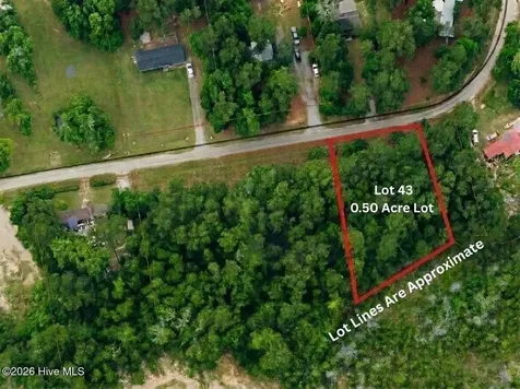 43 Pond View Circle E Hampstead NC 28443