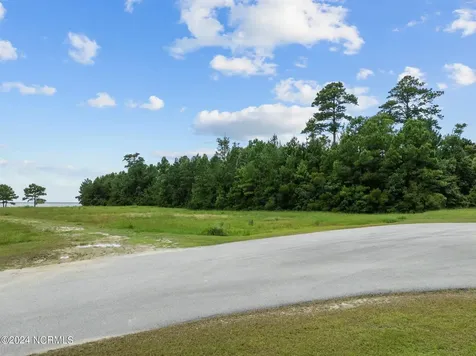 363 Wind Lake Road S Oriental NC 28571