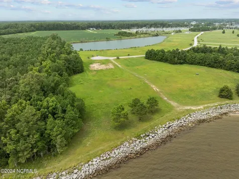 363 Wind Lake Road S Oriental NC 28571