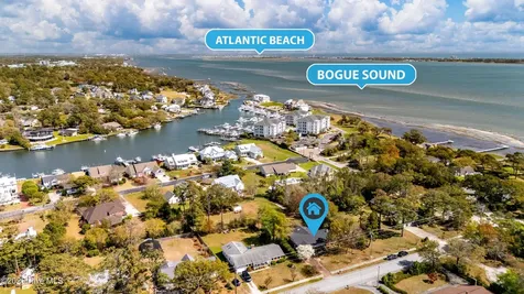 215 Harbor Drive Morehead City NC 28557
