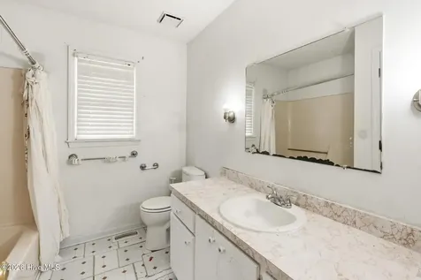1200 Oak Avenue Hamlet NC 28345