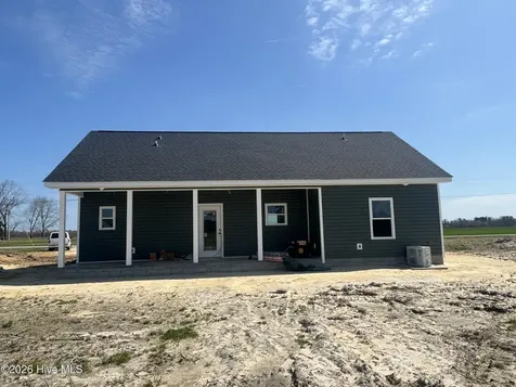 816 Middle Swamp Road Corapeake NC 27926