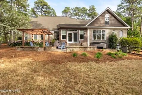 104 Banbridge Drive West End NC 27376