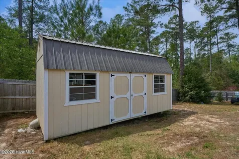 352 Mountain Run Road West End NC 27376