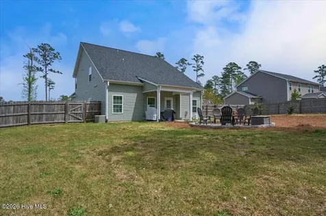 352 Mountain Run Road West End NC 27376