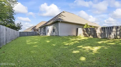 239 Silver Creek Loop Sneads Ferry NC 28460