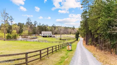 230 Causey Road Vass NC 28394