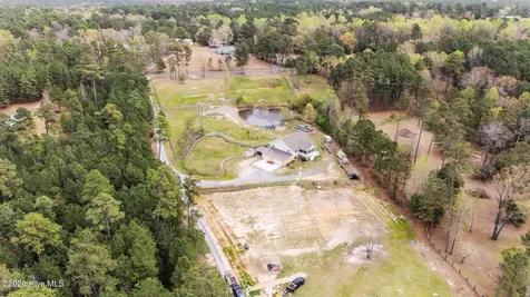 230 Causey Road Vass NC 28394