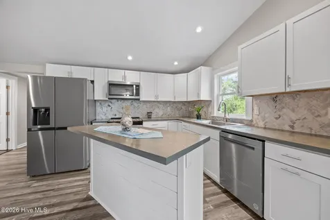 108 Park Avenue Beaufort NC 28516