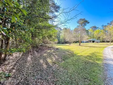 127 Rojay Lane Richlands NC 28574