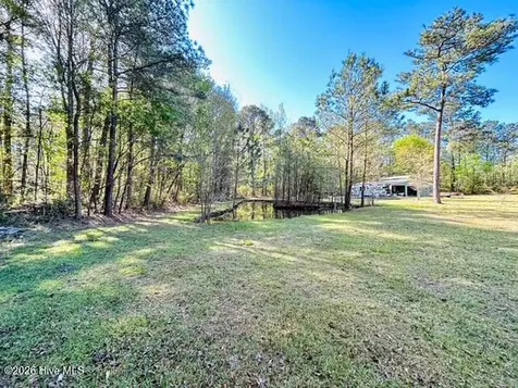 127 Rojay Lane Richlands NC 28574