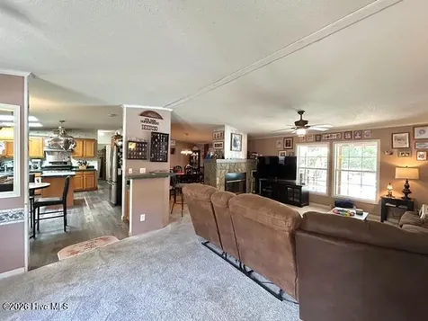 127 Rojay Lane Richlands NC 28574