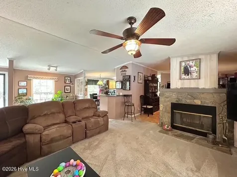 127 Rojay Lane Richlands NC 28574