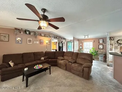 127 Rojay Lane Richlands NC 28574