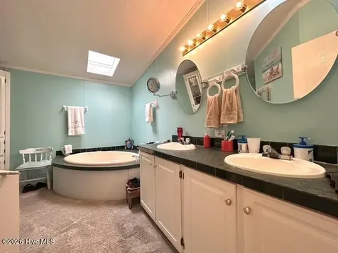 127 Rojay Lane Richlands NC 28574
