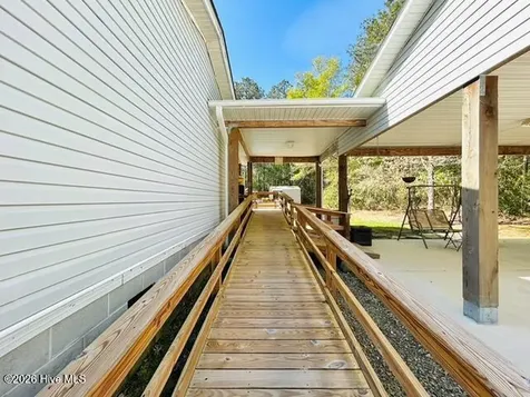 127 Rojay Lane Richlands NC 28574