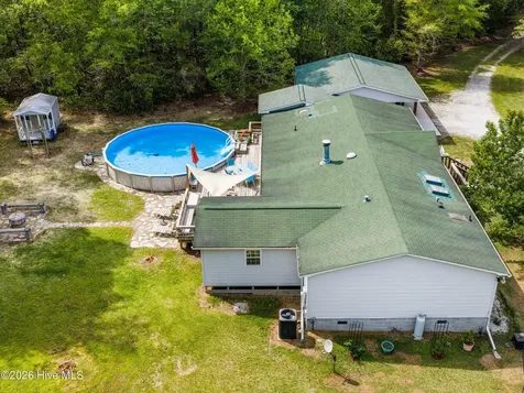 127 Rojay Lane Richlands NC 28574