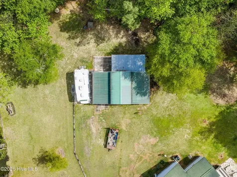 127 Rojay Lane Richlands NC 28574