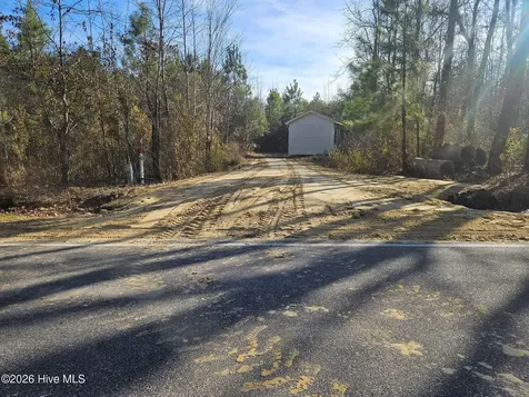 421 Riverneck Road Columbia NC 27925