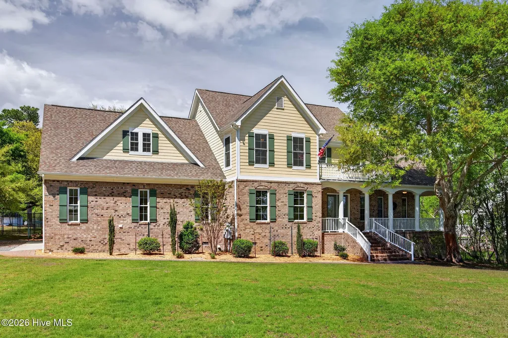 135 Great Oak Drive Hampstead NC 28443