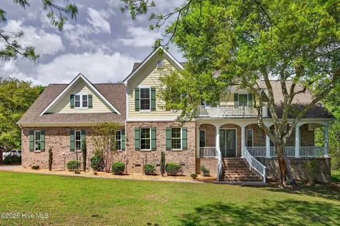 135 Great Oak Drive Hampstead NC 28443