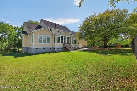 135 Great Oak Drive Hampstead NC 28443
