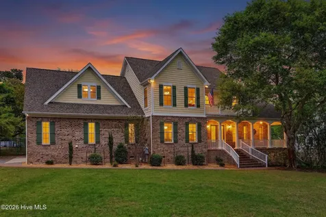 135 Great Oak Drive Hampstead NC 28443