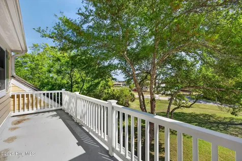 135 Great Oak Drive Hampstead NC 28443