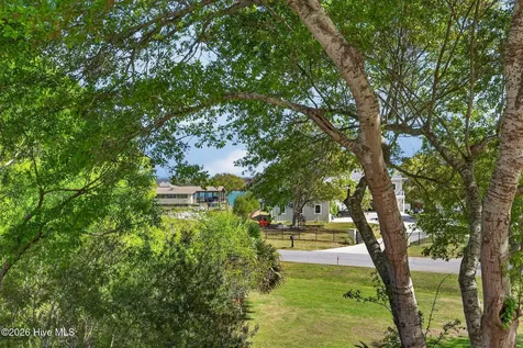 135 Great Oak Drive Hampstead NC 28443