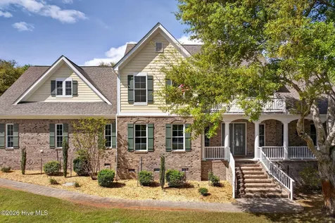 135 Great Oak Drive Hampstead NC 28443