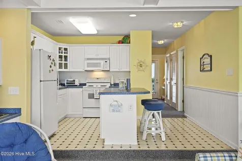 2901 Pointe West Drive Emerald Isle NC 28594