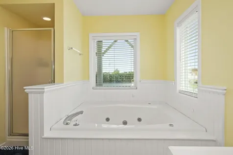 2901 Pointe West Drive Emerald Isle NC 28594