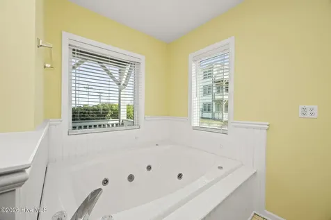 2901 Pointe West Drive Emerald Isle NC 28594