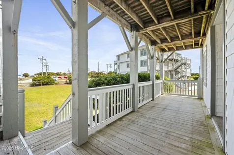 2901 Pointe West Drive Emerald Isle NC 28594
