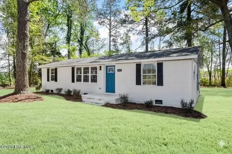 7222 Thorne Farm Road Elm City NC 27822