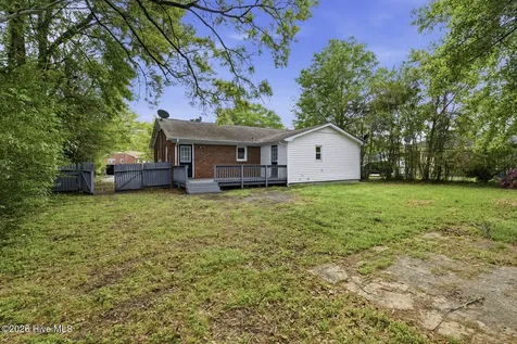 103 Puller Drive Jacksonville NC 28540