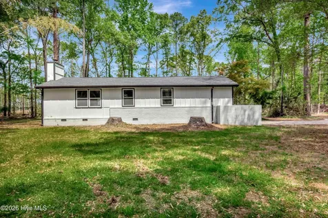12680 Donna Drive Laurinburg NC 28352