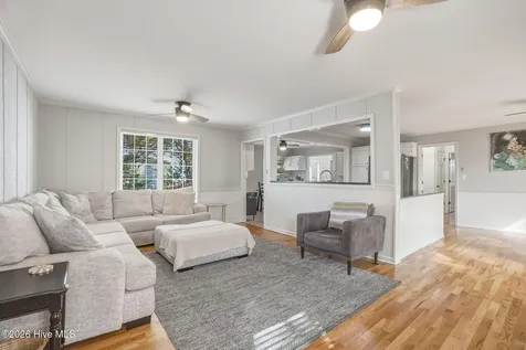 428 Holly Street Emerald Isle NC 28594