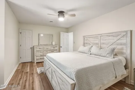 428 Holly Street Emerald Isle NC 28594
