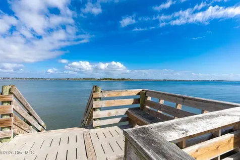 428 Holly Street Emerald Isle NC 28594