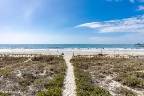 428 Holly Street Emerald Isle NC 28594
