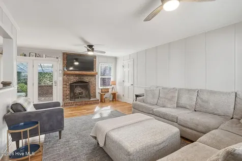 428 Holly Street Emerald Isle NC 28594